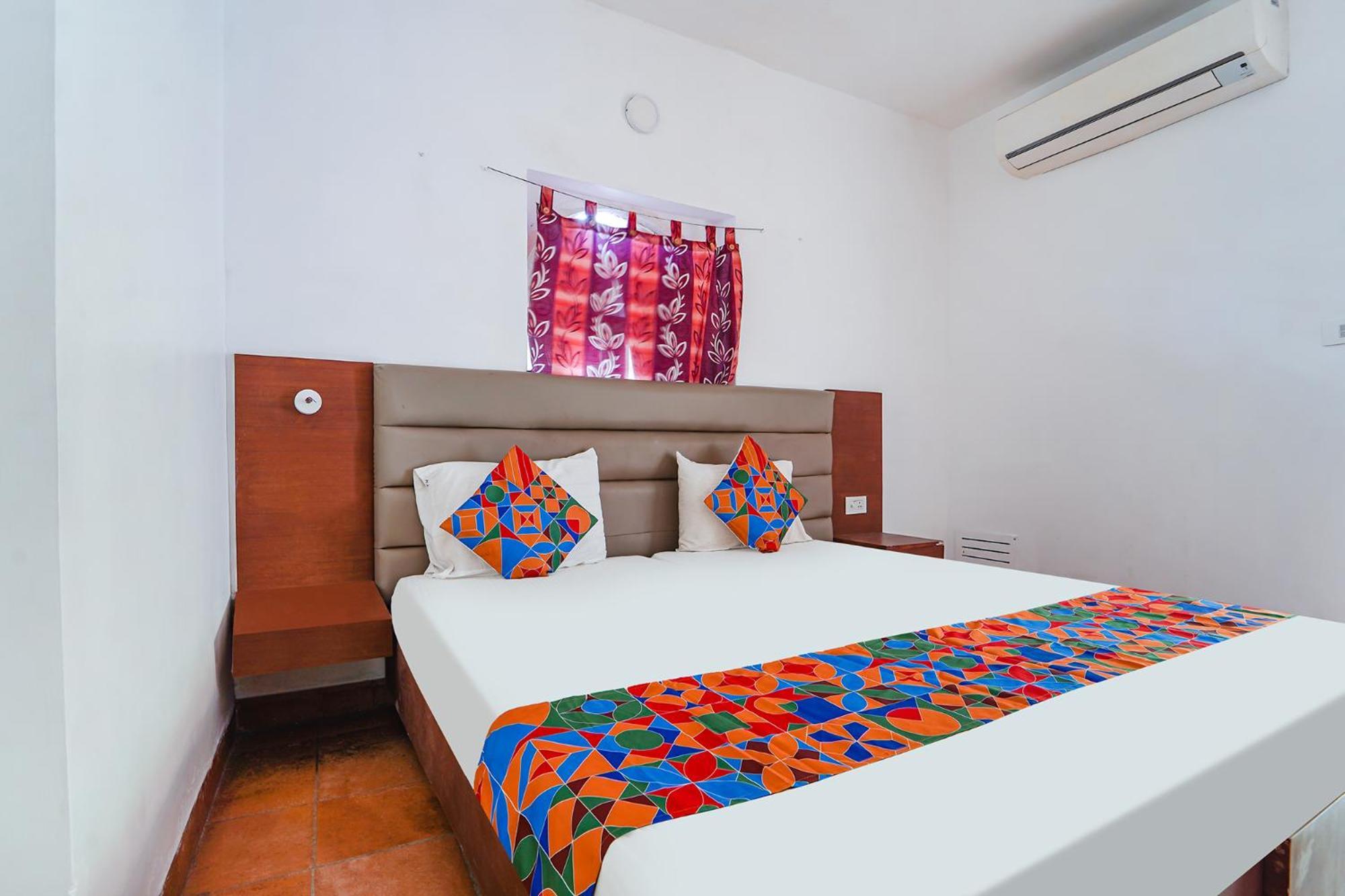 Fabexpress Le Aham Boutique - Auroville Beach - 600M Puducherry Zewnętrze zdjęcie