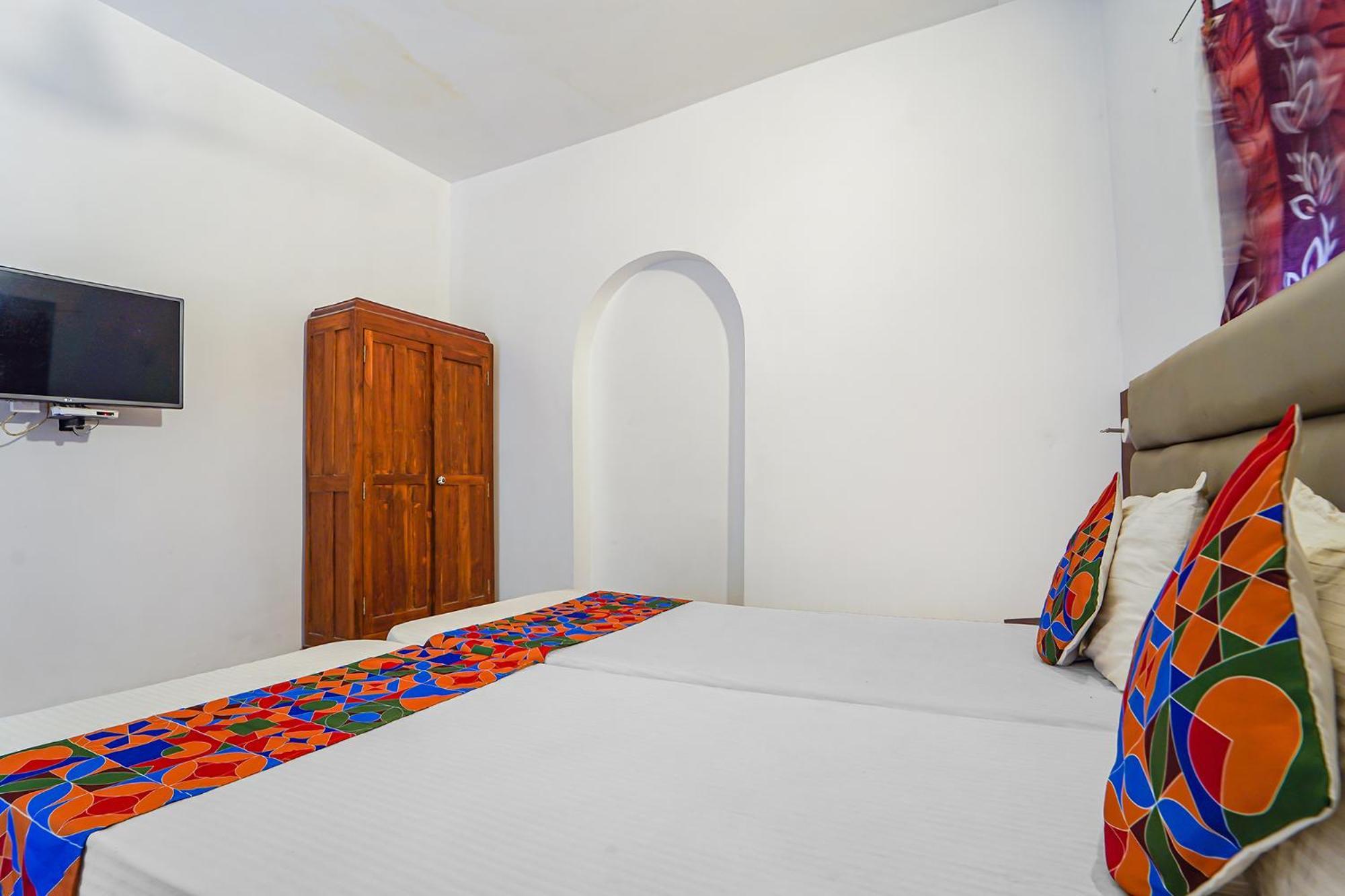 Fabexpress Le Aham Boutique - Auroville Beach - 600M Puducherry Zewnętrze zdjęcie
