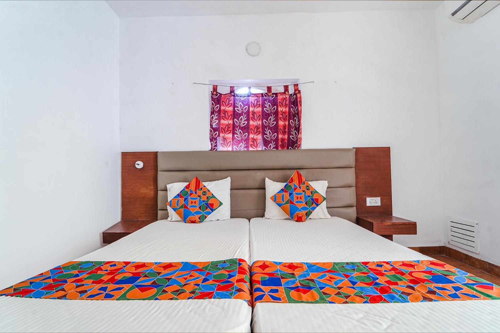 Fabexpress Le Aham Boutique - Auroville Beach - 600M Puducherry Zewnętrze zdjęcie