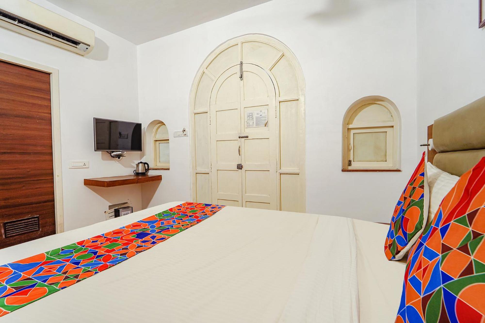Fabexpress Le Aham Boutique - Auroville Beach - 600M Puducherry Zewnętrze zdjęcie