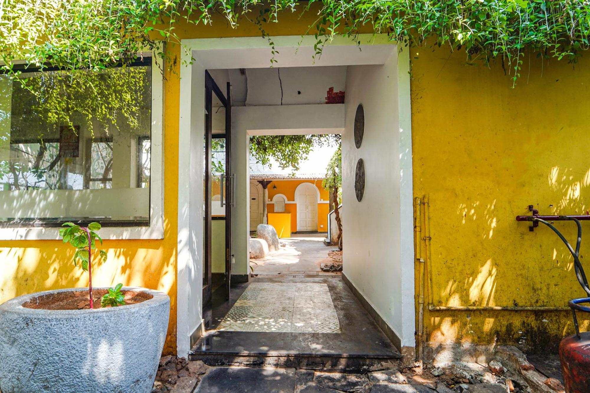 Fabexpress Le Aham Boutique - Auroville Beach - 600M Puducherry Zewnętrze zdjęcie